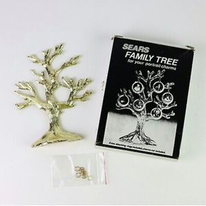 Vintage Sears Family Tree Display for Portrait Photo Charms Gold New 1980s